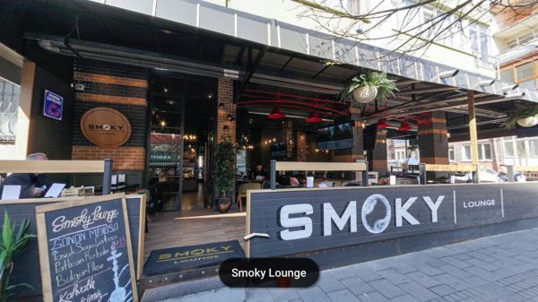 Smoky Lounge